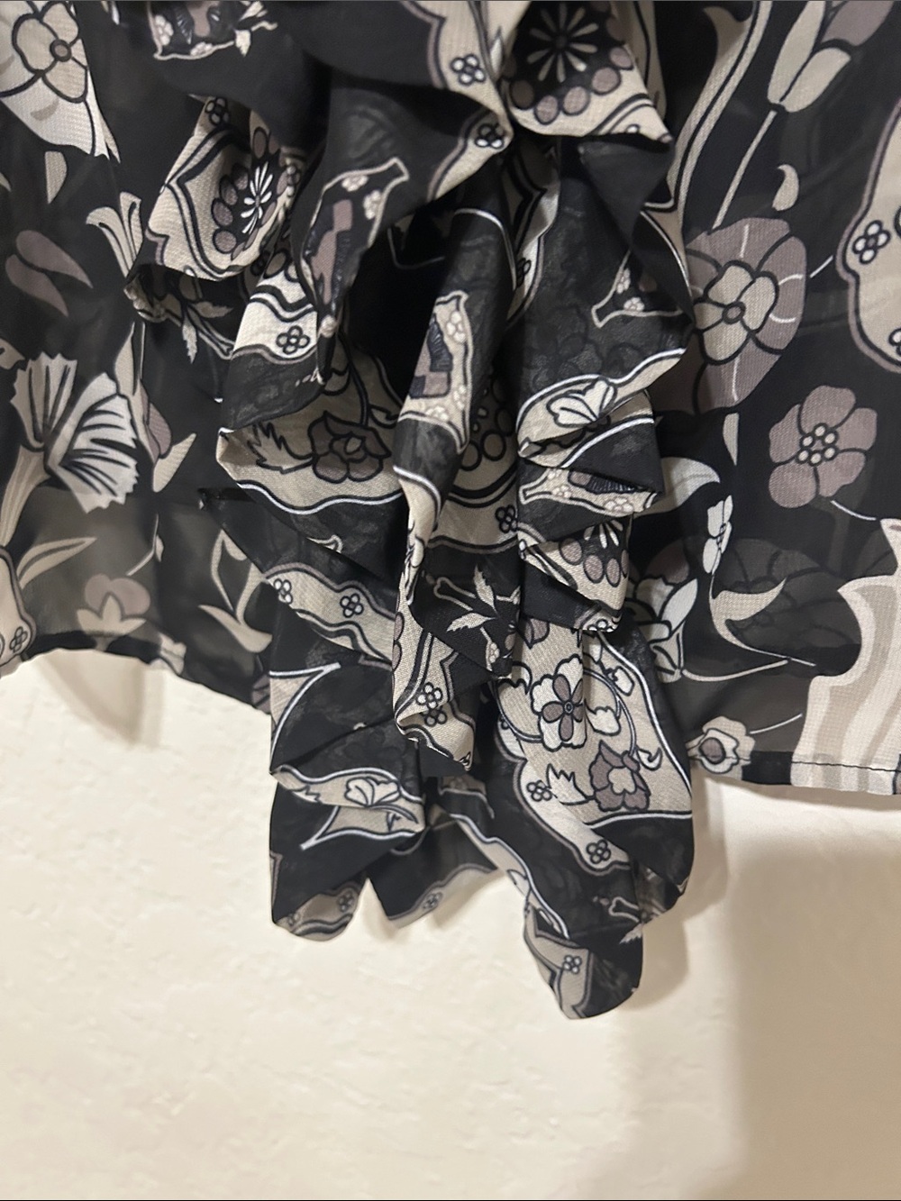 🧸Gretchen Scott rufflestiltskin topkapi black size M EUC - Picture 5 of 12